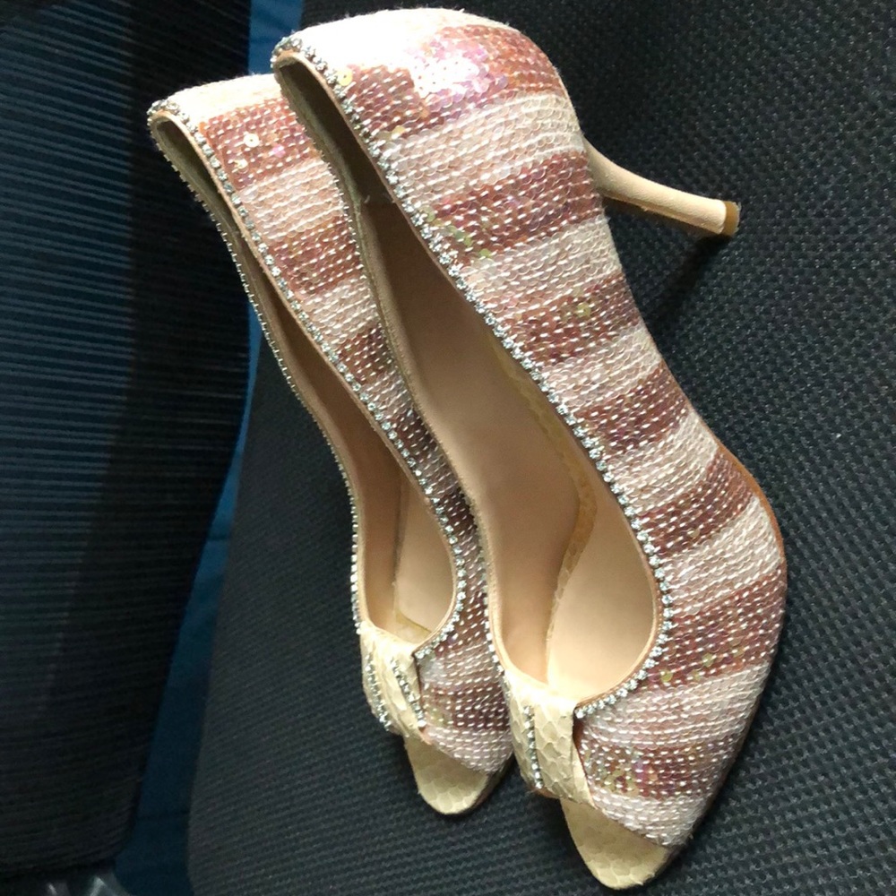 Beverley Feldman open toe pink strass heels